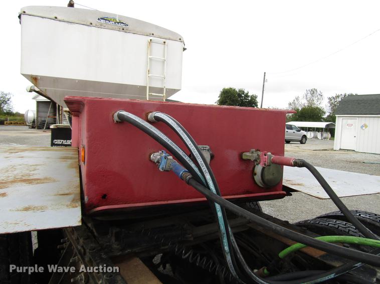 image for item DD4387 2005 B-B tender trailer