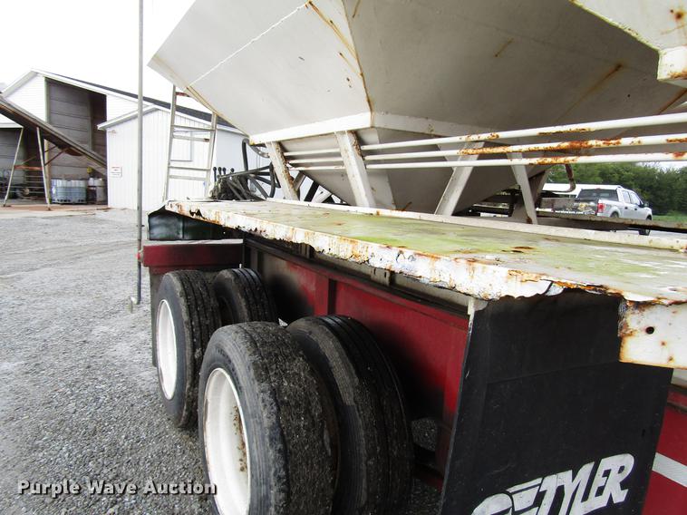 image for item DD4387 2005 B-B tender trailer