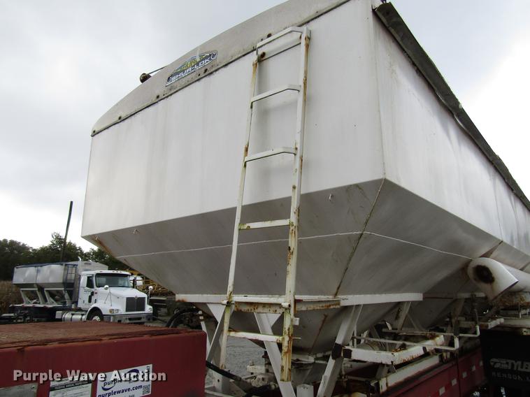 image for item DD4387 2005 B-B tender trailer