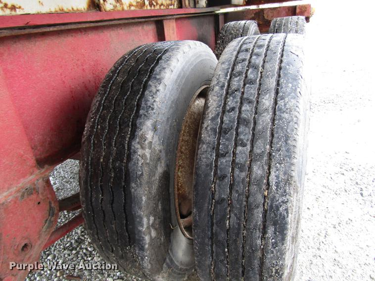 image for item DD4387 2005 B-B tender trailer