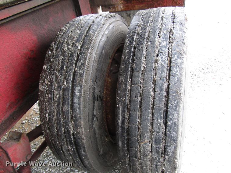 image for item DD4387 2005 B-B tender trailer