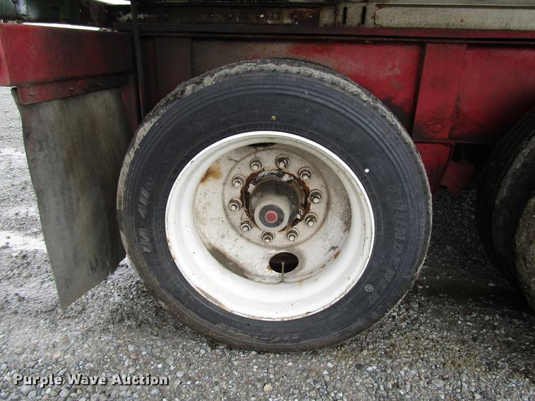 image for item DD4387 2005 B-B tender trailer