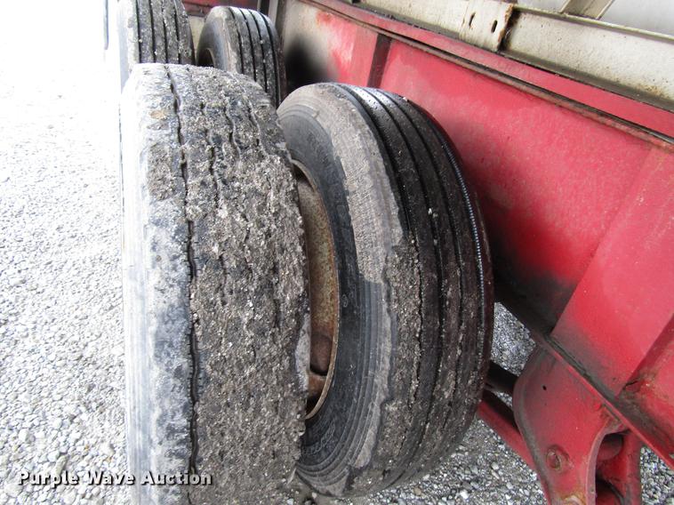 image for item DD4387 2005 B-B tender trailer