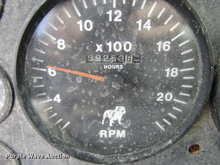 image for item DD4389 1995 Mack CH613 fertilizer tender truck