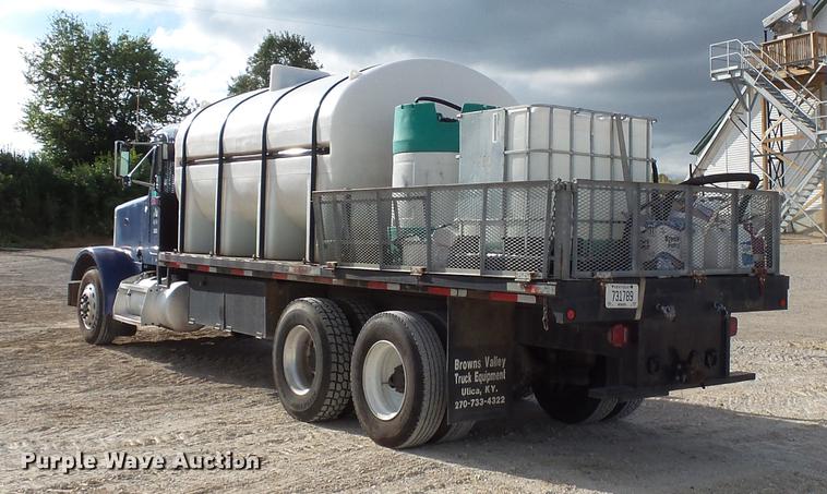 image for item FT9862 1993 Peterbilt 378 flatbed truck