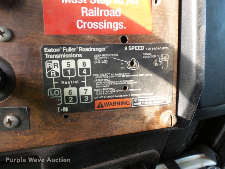 image for item FT9862 1993 Peterbilt 378 flatbed truck