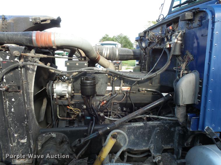 image for item FT9862 1993 Peterbilt 378 flatbed truck