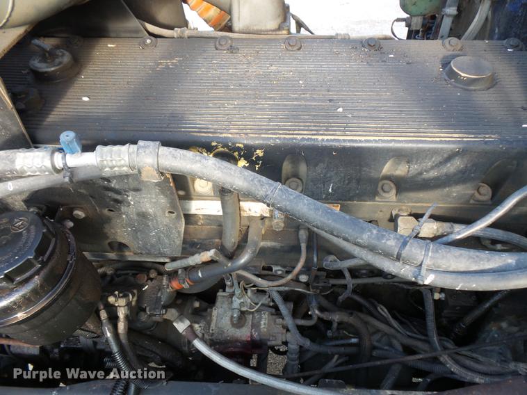 image for item FT9862 1993 Peterbilt 378 flatbed truck