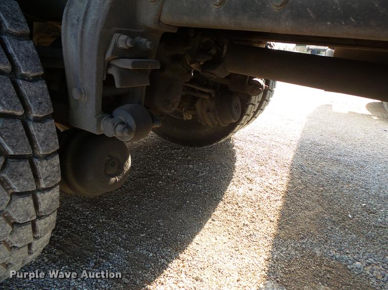 image for item FT9862 1993 Peterbilt 378 flatbed truck