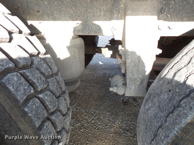 image for item FT9862 1993 Peterbilt 378 flatbed truck