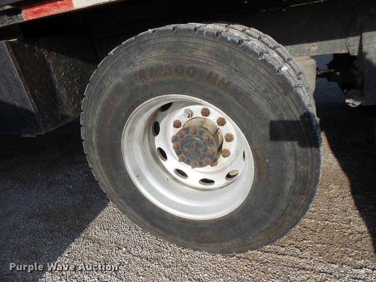 image for item FT9862 1993 Peterbilt 378 flatbed truck