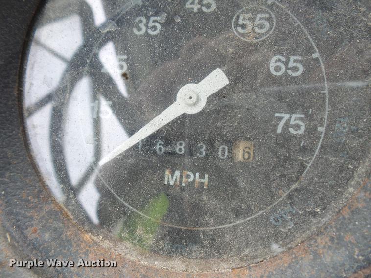 image for item FT9868 1984 Ford 8000 flatbed truck