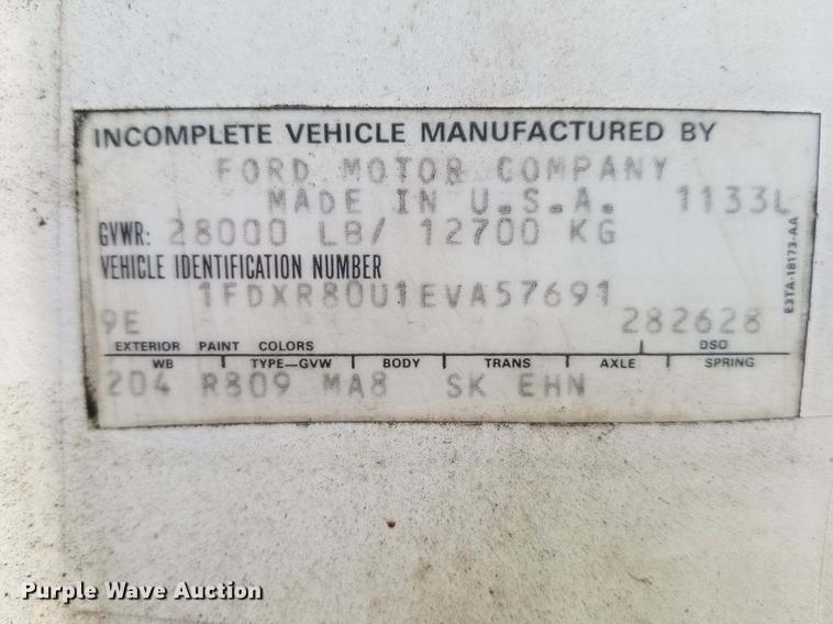 image for item FT9868 1984 Ford 8000 flatbed truck