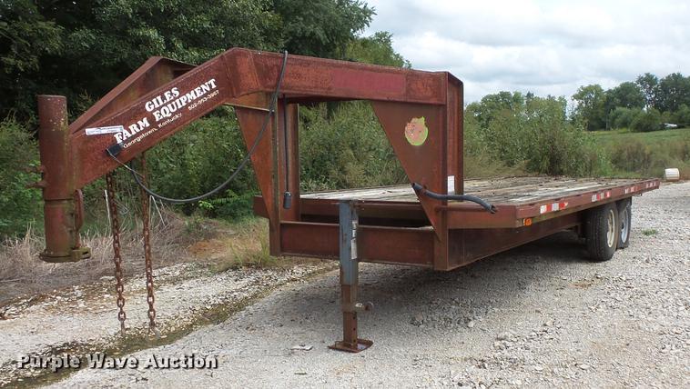 image for item FT9893 1993 Hayes utility trailer