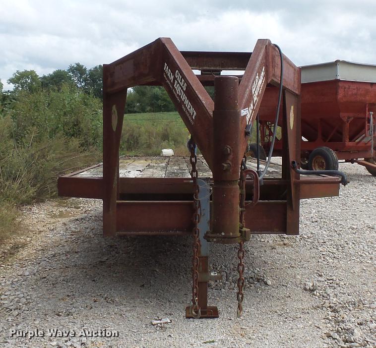 image for item FT9893 1993 Hayes utility trailer