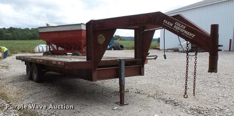 image for item FT9893 1993 Hayes utility trailer