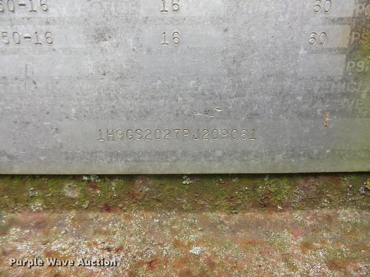 image for item FT9893 1993 Hayes utility trailer