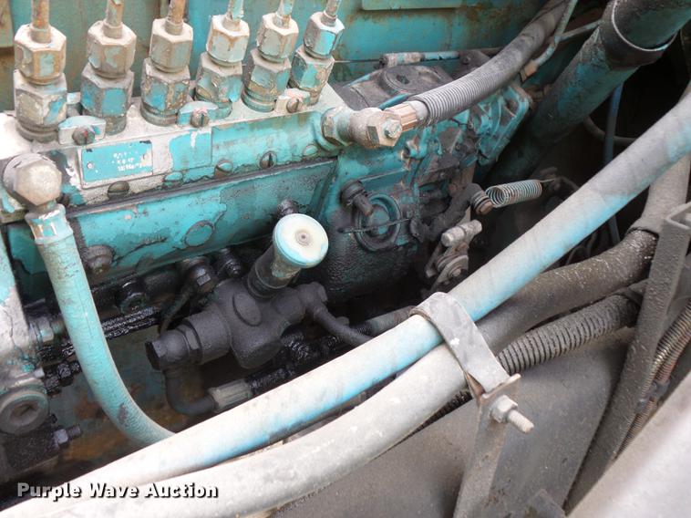 image for item FT9894 1991 International 4900 dump flatbed truck