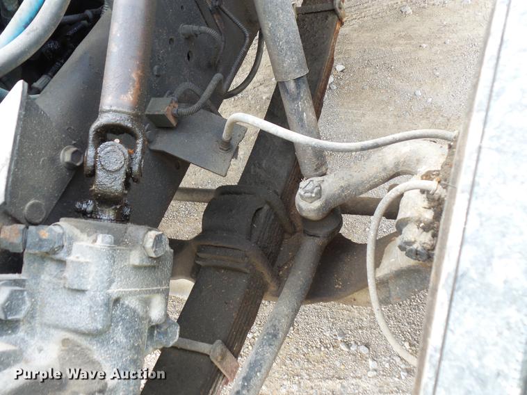 image for item FT9894 1991 International 4900 dump flatbed truck