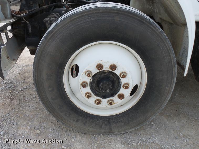 image for item FT9894 1991 International 4900 dump flatbed truck