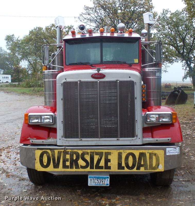 image for item DA3586 1989 Peterbilt 379 semi truck