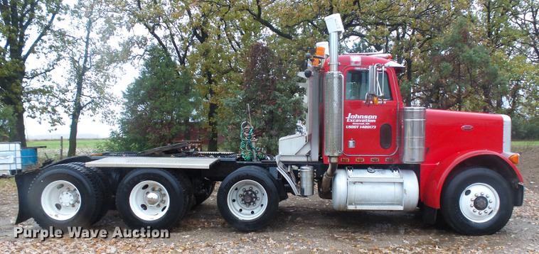 image for item DA3586 1989 Peterbilt 379 semi truck