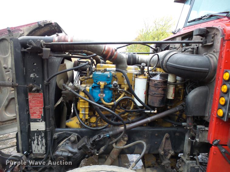 image for item DA3586 1989 Peterbilt 379 semi truck