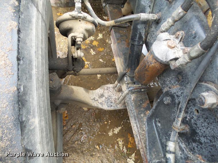 image for item DA3586 1989 Peterbilt 379 semi truck