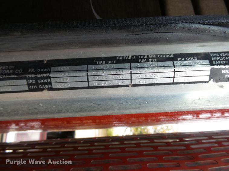 image for item DA3586 1989 Peterbilt 379 semi truck