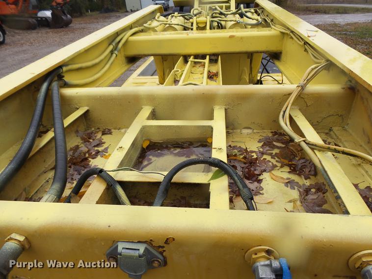 image for item DA3587 1995 Entyre lowboy equipment trailer