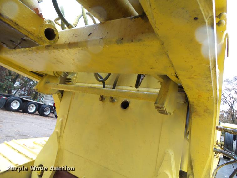 image for item DA3587 1995 Entyre lowboy equipment trailer