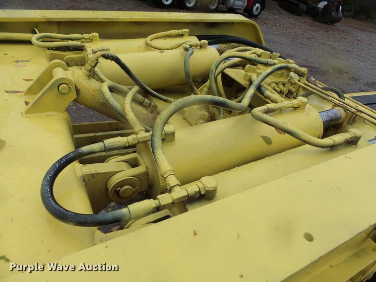 image for item DA3587 1995 Entyre lowboy equipment trailer