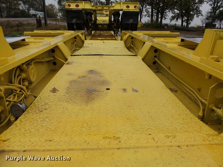 image for item DA3587 1995 Entyre lowboy equipment trailer
