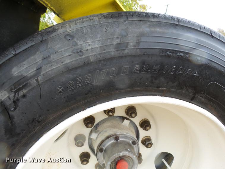 image for item DA3587 1995 Entyre lowboy equipment trailer