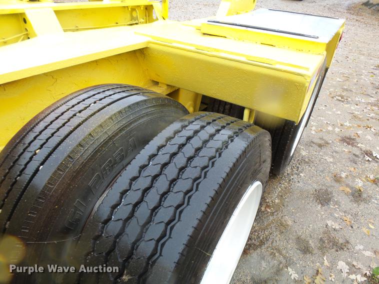image for item DA3587 1995 Entyre lowboy equipment trailer