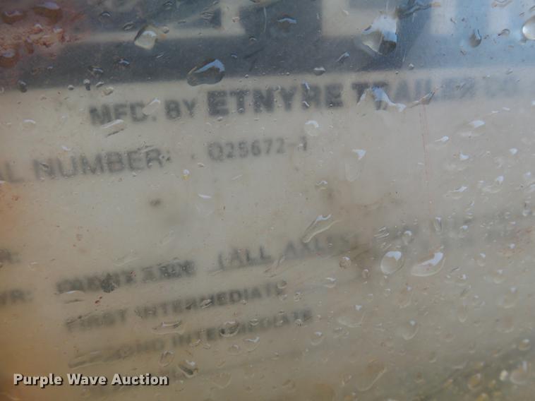 image for item DA3587 1995 Entyre lowboy equipment trailer