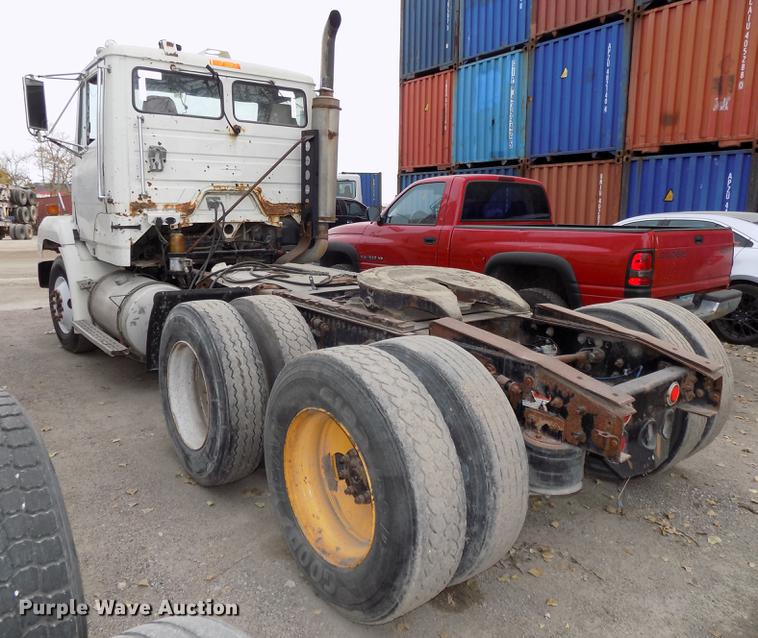 image for item DB8511 2001 Freightliner FL112 semi truck