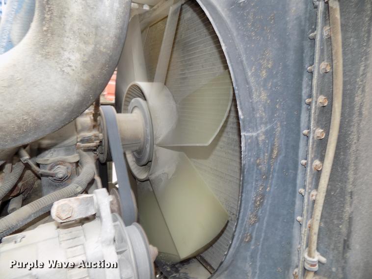 image for item DB8511 2001 Freightliner FL112 semi truck