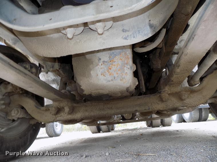 image for item DB8511 2001 Freightliner FL112 semi truck