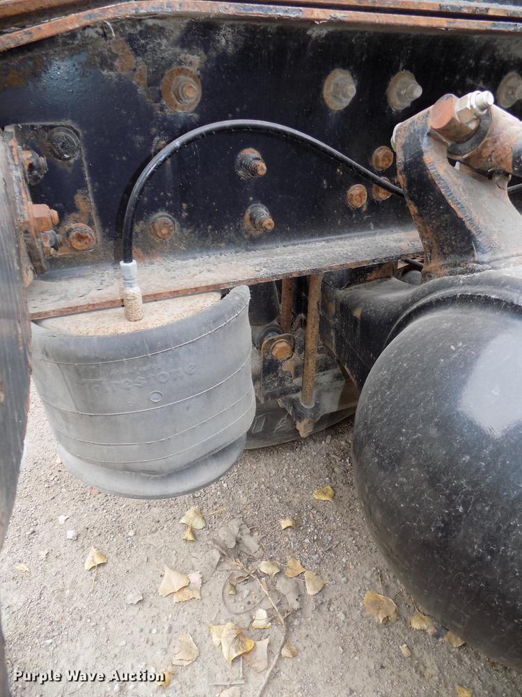 image for item DB8511 2001 Freightliner FL112 semi truck