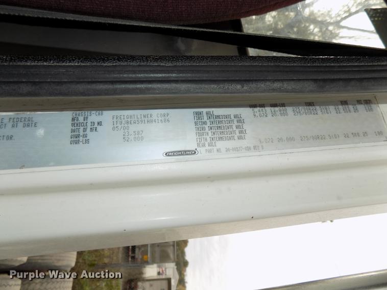 image for item DB8511 2001 Freightliner FL112 semi truck