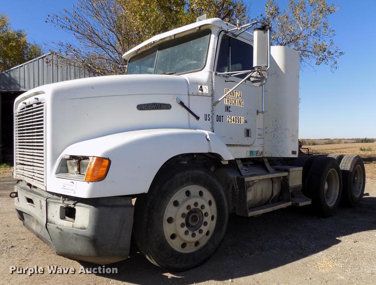 image for item DB8523 1991 Freightliner FLD120 semi truck