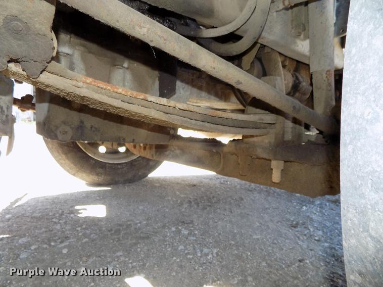 image for item DB8523 1991 Freightliner FLD120 semi truck