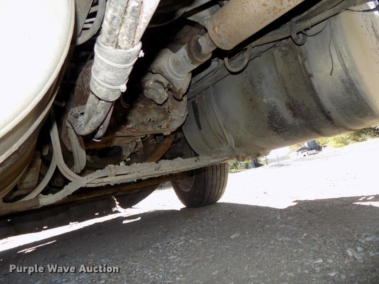 image for item DB8523 1991 Freightliner FLD120 semi truck