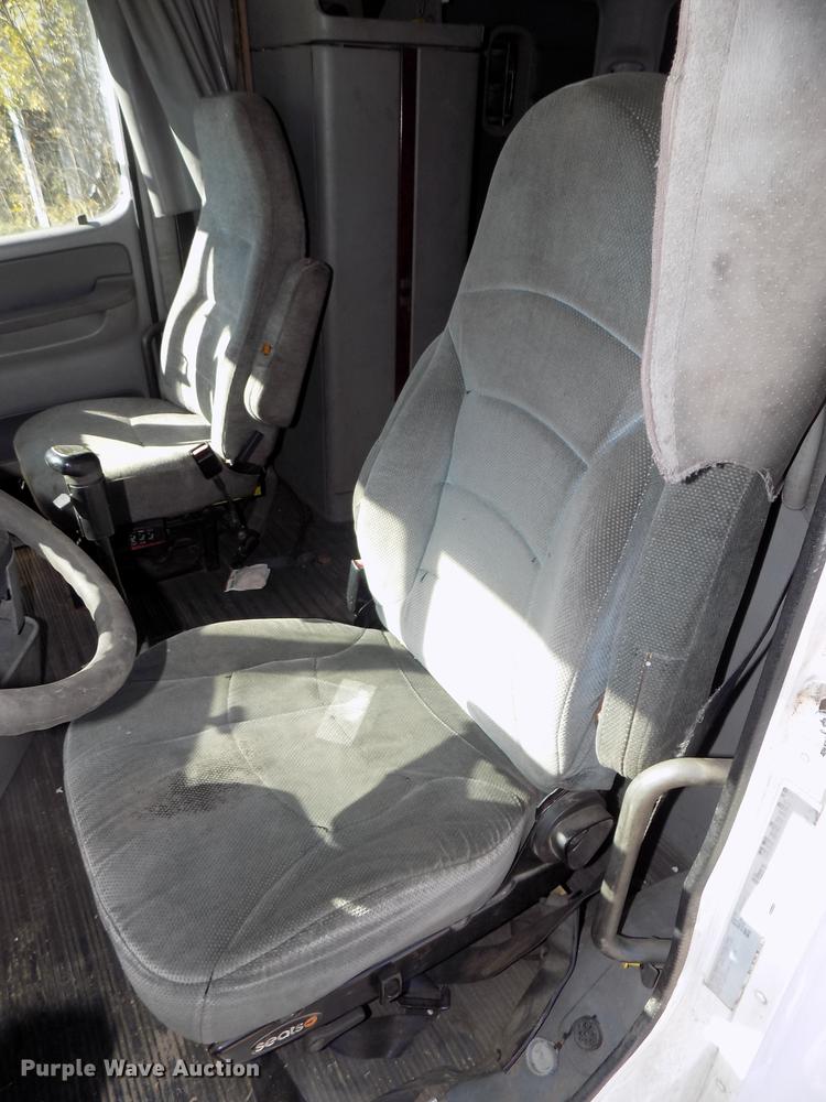 image for item DB8524 2002 Freightliner Century Class ST120 Heritage semi truck