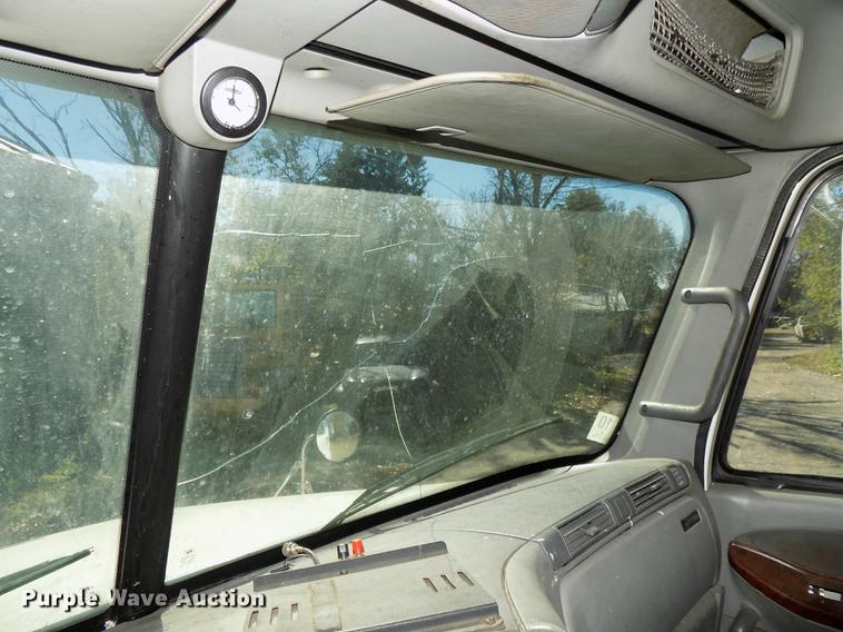 image for item DB8524 2002 Freightliner Century Class ST120 Heritage semi truck