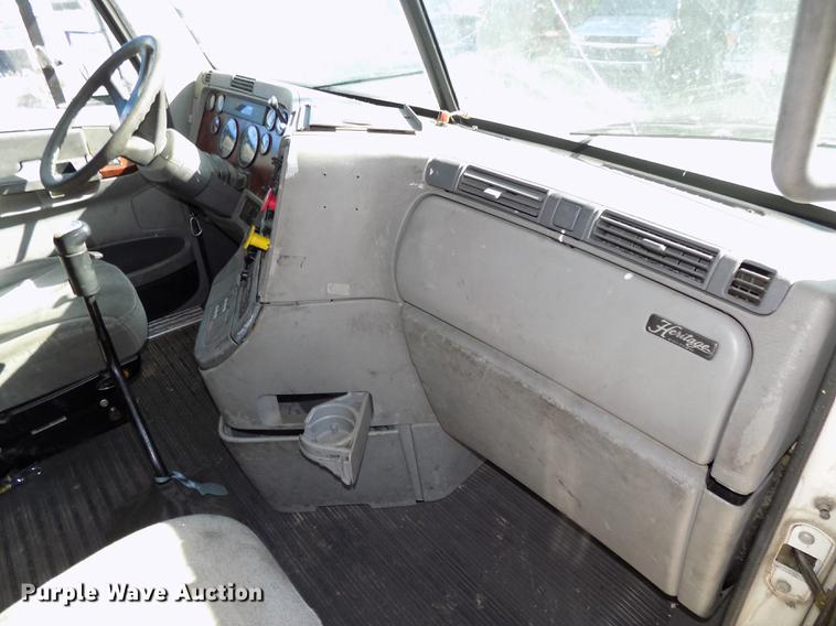 image for item DB8524 2002 Freightliner Century Class ST120 Heritage semi truck