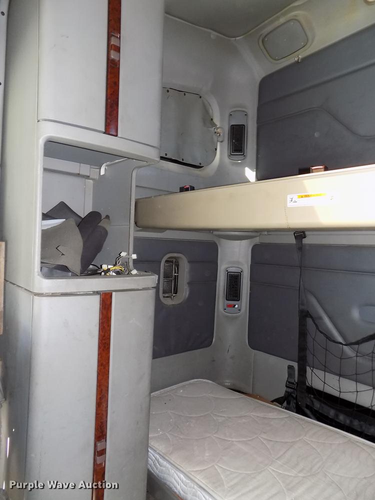 image for item DB8524 2002 Freightliner Century Class ST120 Heritage semi truck