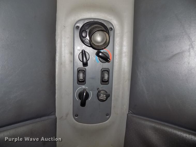 image for item DB8524 2002 Freightliner Century Class ST120 Heritage semi truck