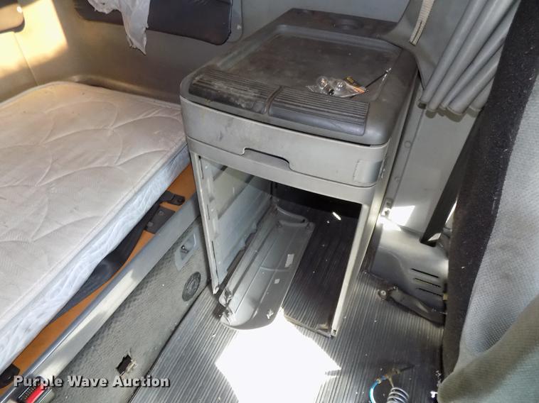 image for item DB8524 2002 Freightliner Century Class ST120 Heritage semi truck